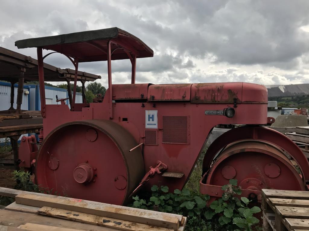 Máquinas de construção, equipamento de construção, veículos comerciais e automóveis-1