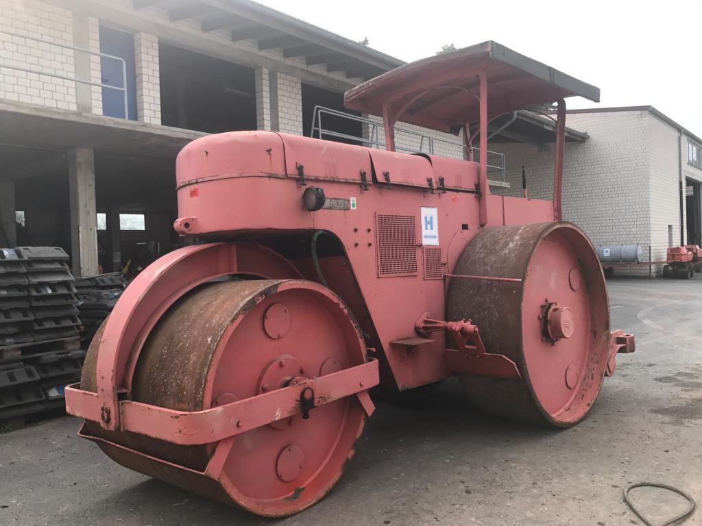 Máquinas de construção, equipamento de construção, veículos comerciais e automóveis-2