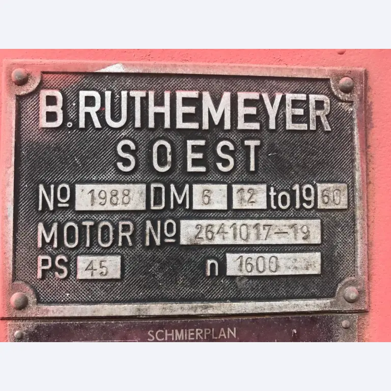 Baumaschinen, Baugeräte, Nutzfahrzeuge und Pkw-3