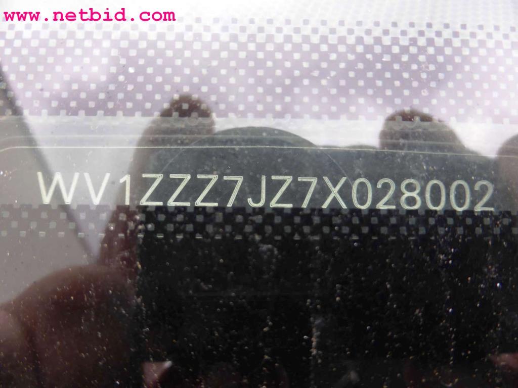 Gradbeni stroji, gradbena oprema, gospodarska vozila in avtomobili-10