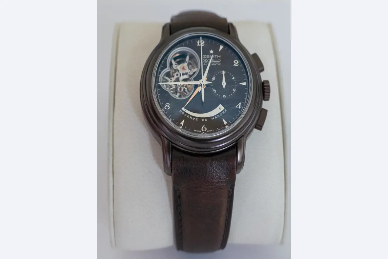 hochwertiger Schmuck<br>-1