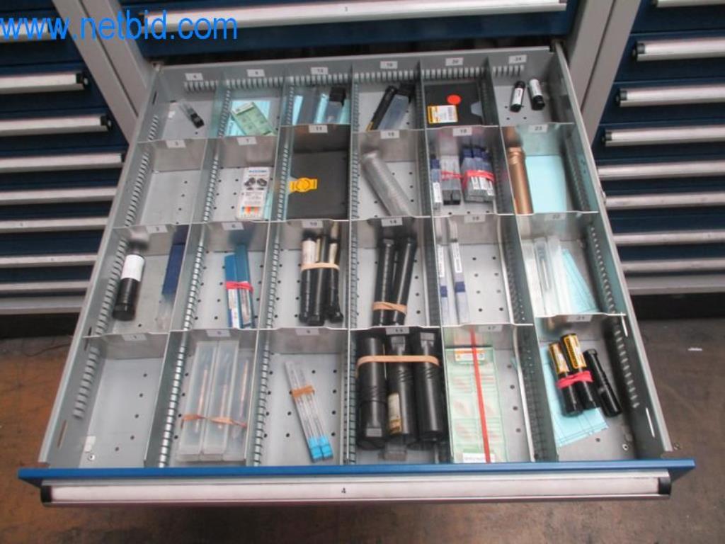 Maszyny do obróbki metalu (budowa maszyn i narzędzi) oraz wyposażenie fabryczne-40