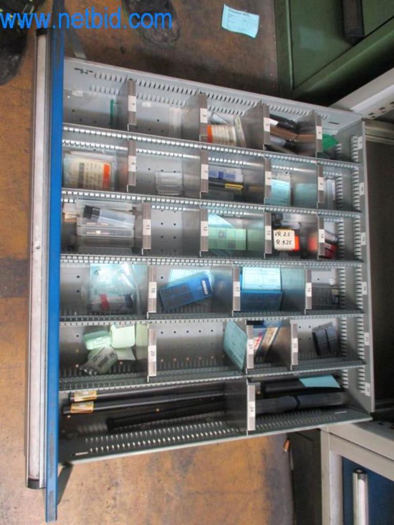 Maszyny do obróbki metalu (budowa maszyn i narzędzi) oraz wyposażenie fabryczne-9