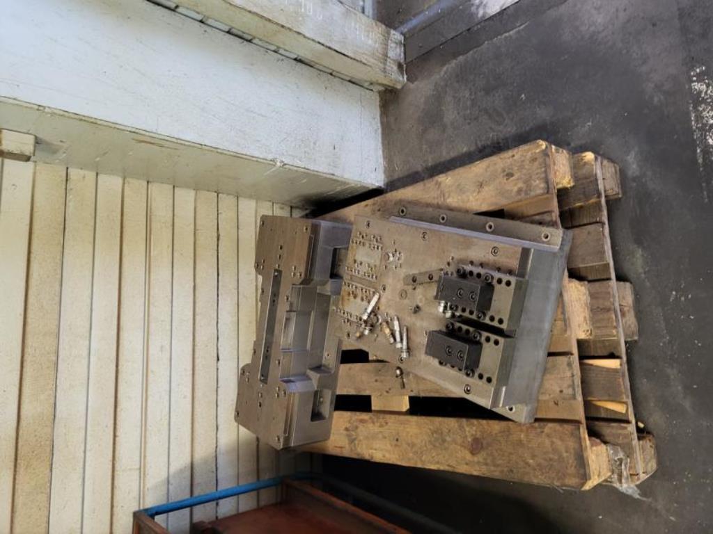 Maszyny do obróbki metalu (budowa maszyn i narzędzi) oraz wyposażenie fabryczne-18