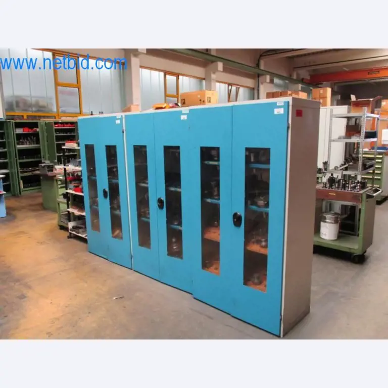 Máquinas para trabalhar metais (construção de máquinas e ferramentas) e equipamento de fábrica-1