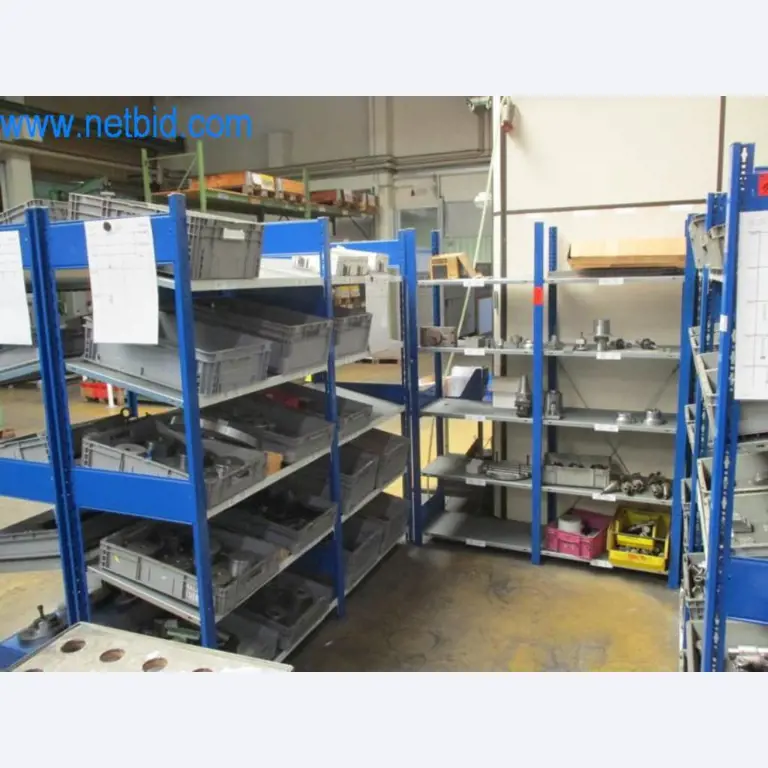 Máquinas para trabalhar metais (construção de máquinas e ferramentas) e equipamento de fábrica-10