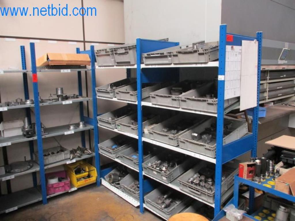 Kovozpracující stroje (výroba strojů a nástrojů) a tovární zařízení-11