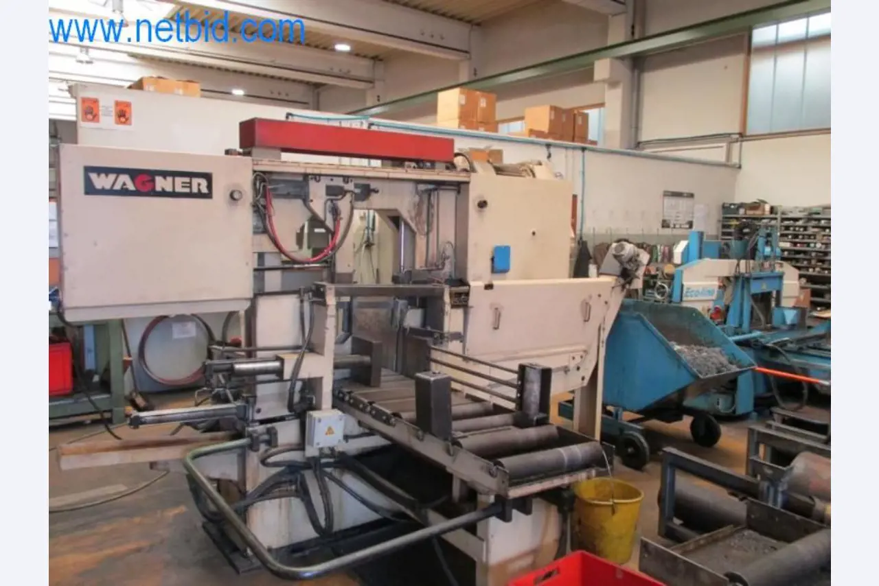 Máquinas para trabalhar metais (construção de máquinas e ferramentas) e equipamento de fábrica-2