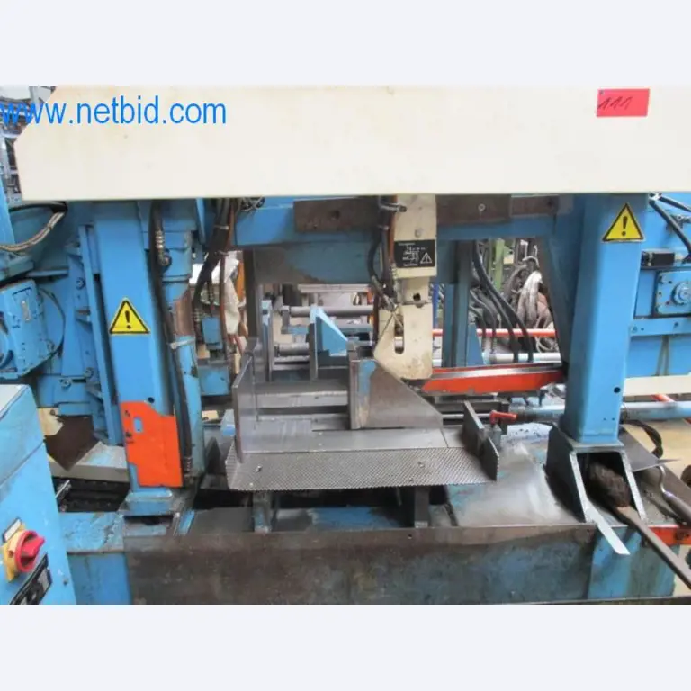 Máquinas para trabalhar metais (construção de máquinas e ferramentas) e equipamento de fábrica-3