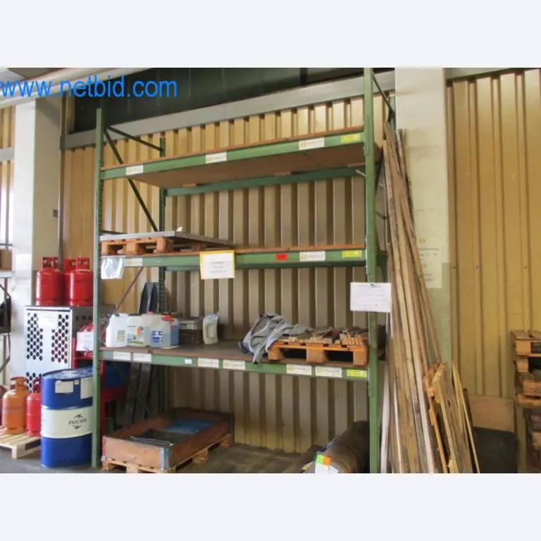 Maquinaria metalúrgica (construcción de máquinas y herramientas) y equipos de fábrica-1