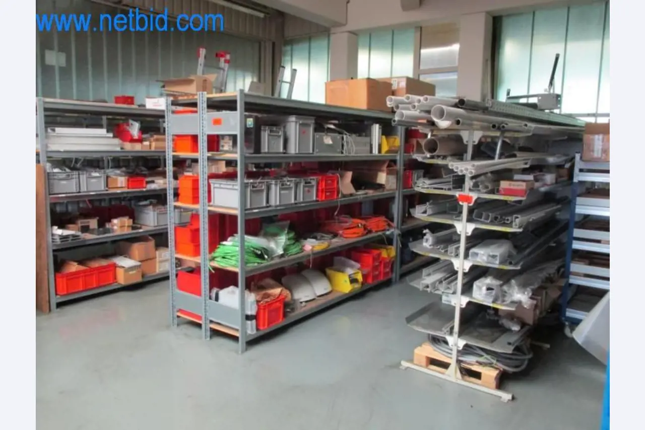 Metallbearbeitungsmaschinen (Maschinen- und Werkzeugbau) sowie Betriebsausstattung-1