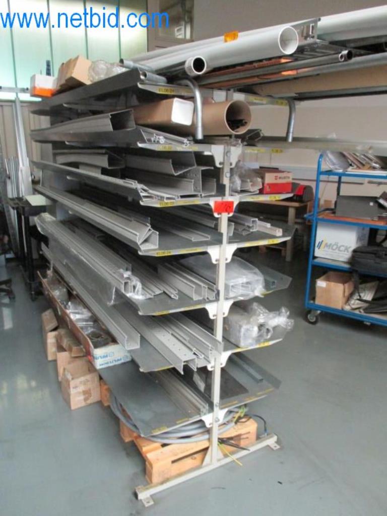 Metallbearbeitungsmaschinen (Maschinen- und Werkzeugbau) sowie Betriebsausstattung-3