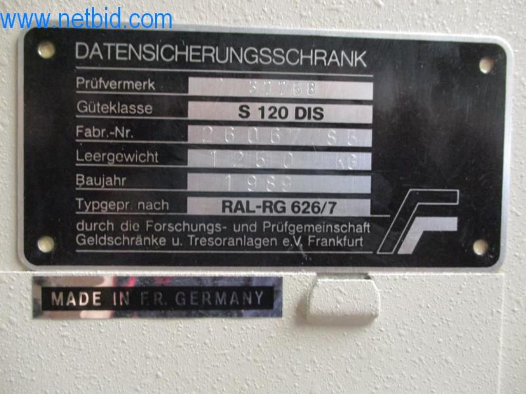 Maszyny do obróbki metalu (budowa maszyn i narzędzi) oraz wyposażenie fabryczne-3