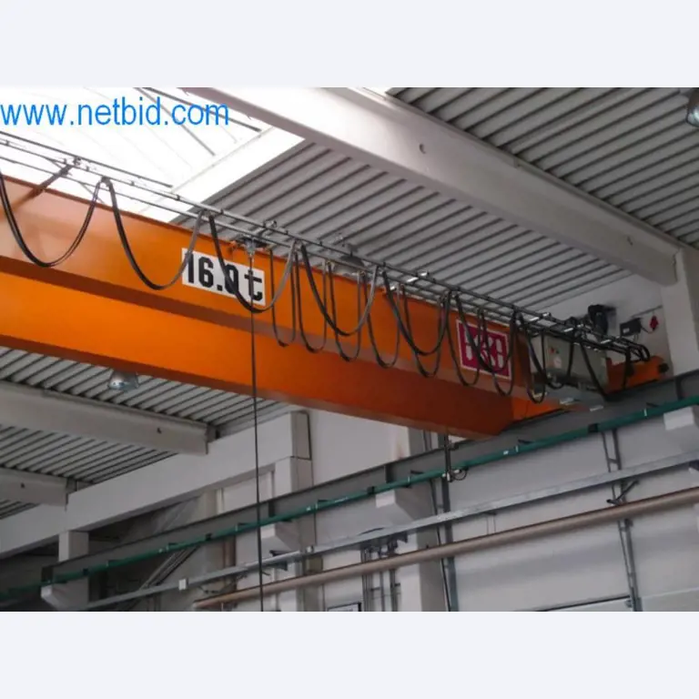 Máquinas para trabalhar metais (construção de máquinas e ferramentas) e equipamento de fábrica-4