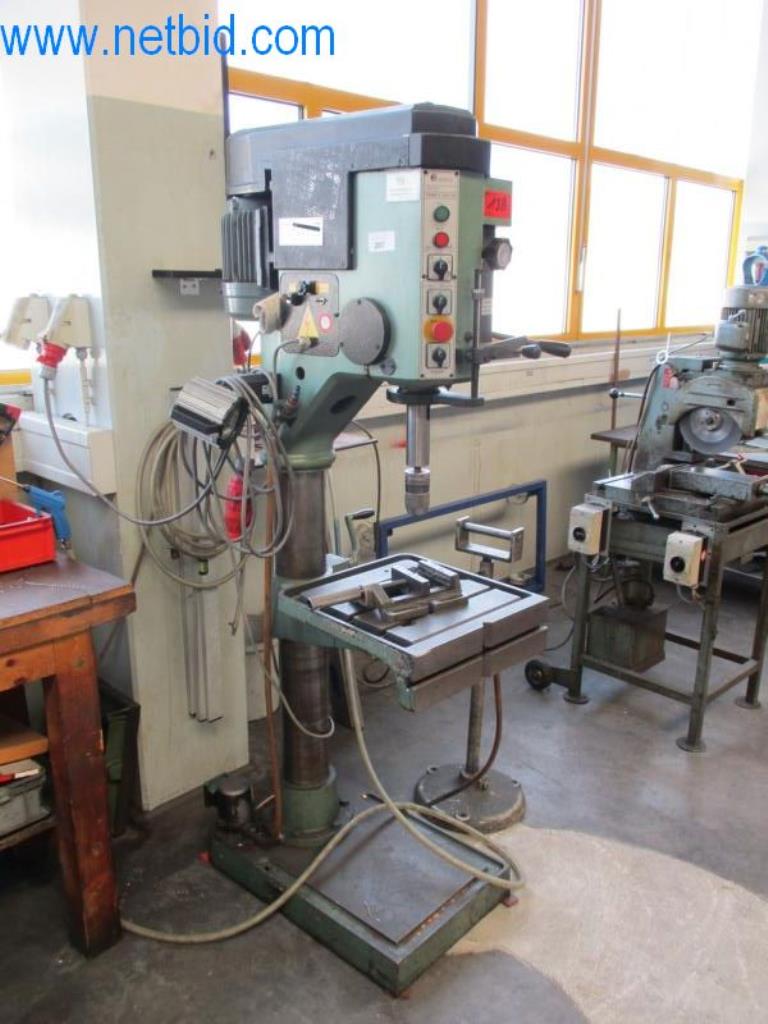 Maszyny do obróbki metalu (budowa maszyn i narzędzi) oraz wyposażenie fabryczne-2