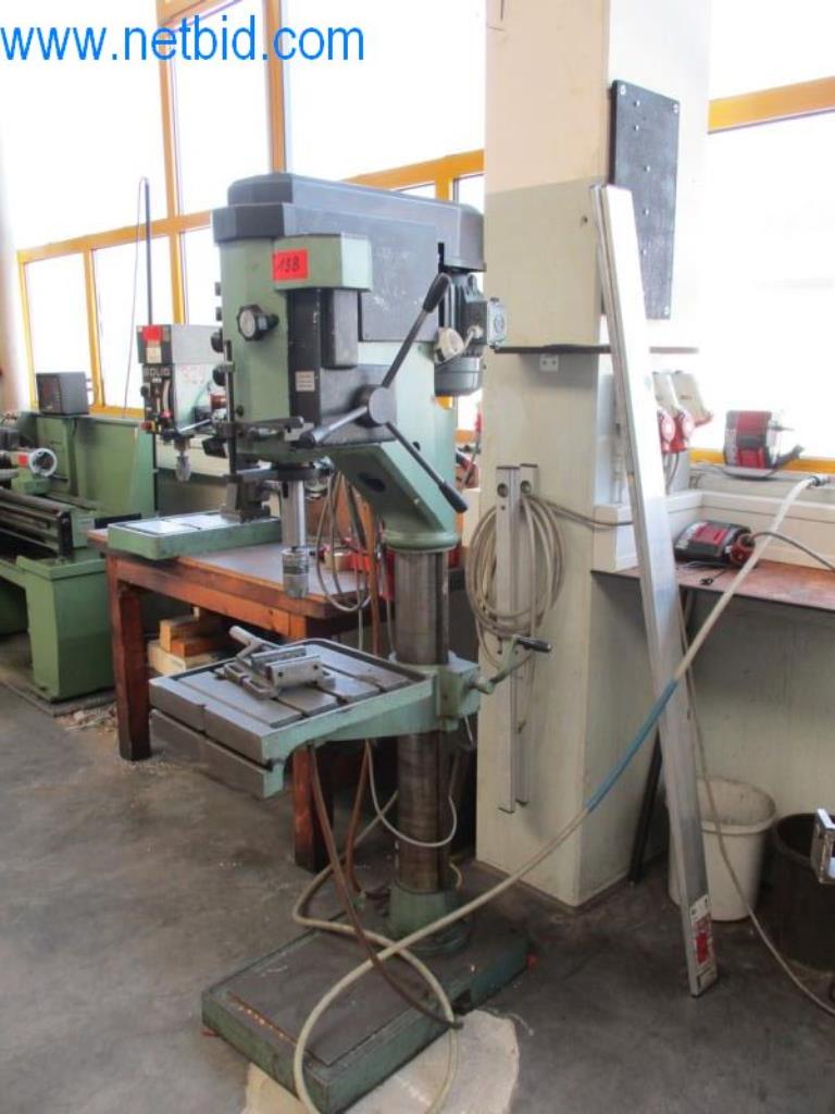 Maszyny do obróbki metalu (budowa maszyn i narzędzi) oraz wyposażenie fabryczne-3