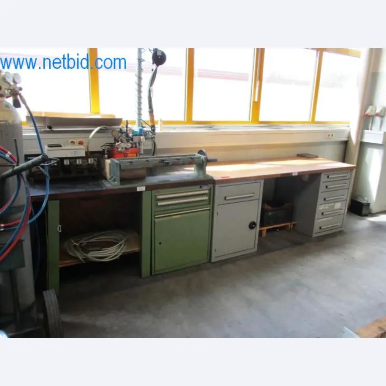 Maquinaria metalúrgica (construcción de máquinas y herramientas) y equipos de fábrica-4