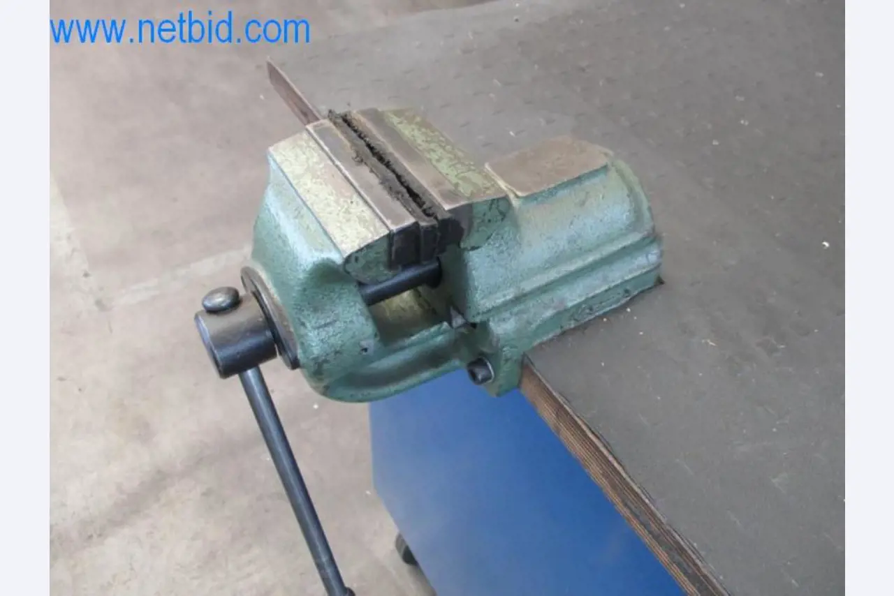 Kovozpracující stroje (výroba strojů a nástrojů) a tovární zařízení-2