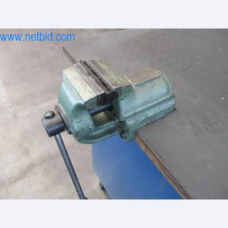 Kovozpracující stroje (výroba strojů a nástrojů) a tovární zařízení-2