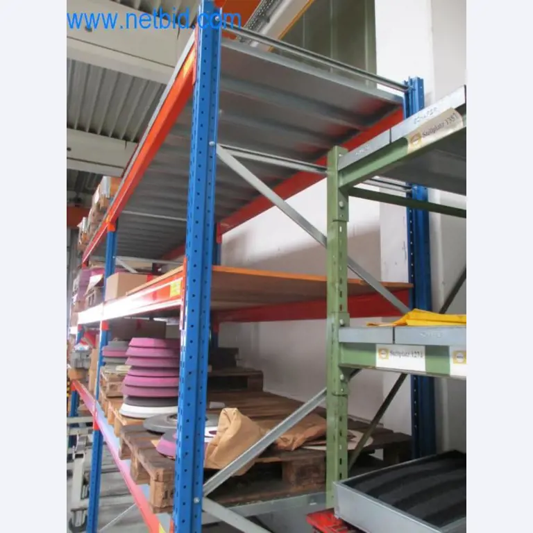 Máquinas para trabalhar metais (construção de máquinas e ferramentas) e equipamento de fábrica-2