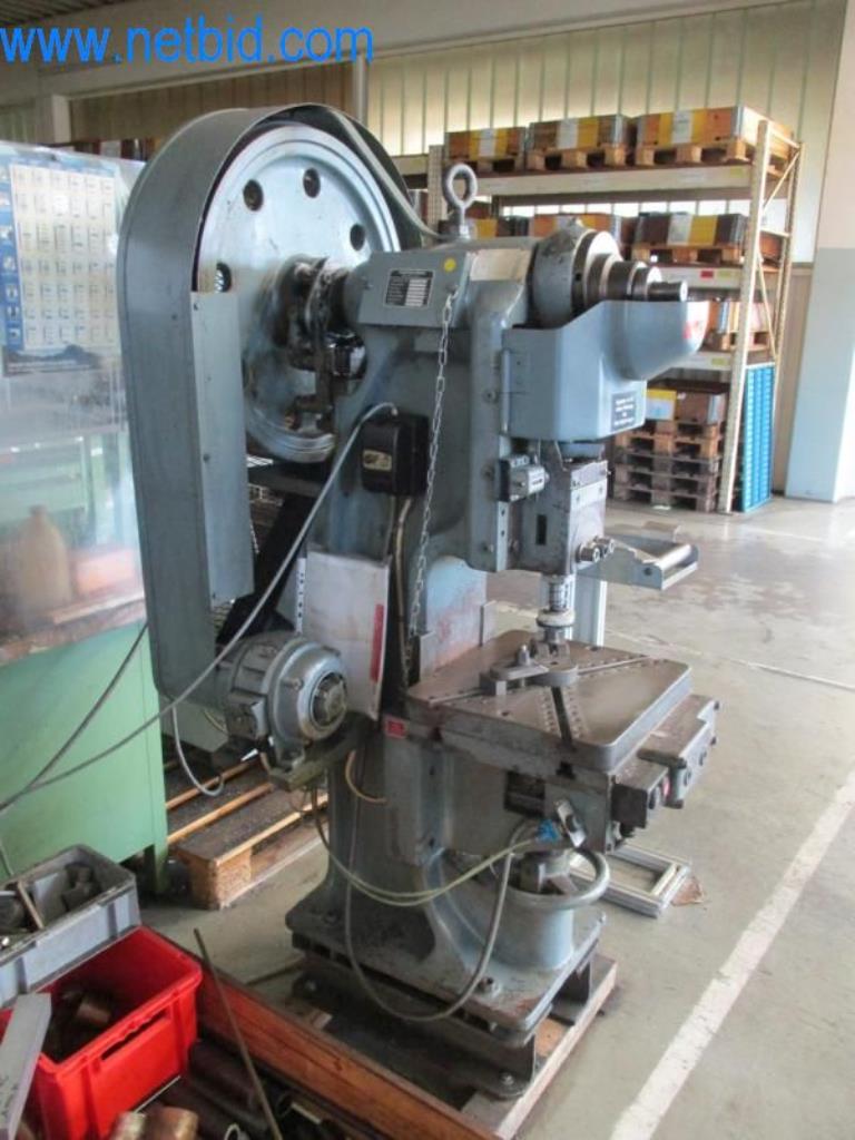 Kovozpracující stroje (výroba strojů a nástrojů) a tovární zařízení-1