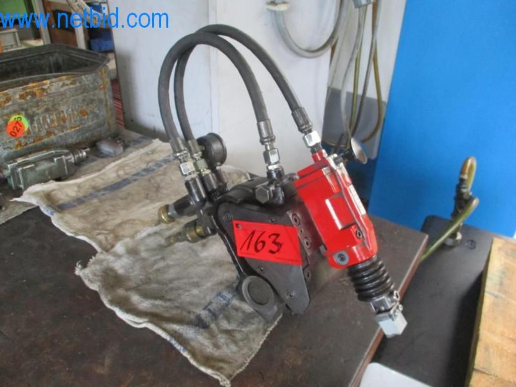 Kovozpracující stroje (výroba strojů a nástrojů) a tovární zařízení-3