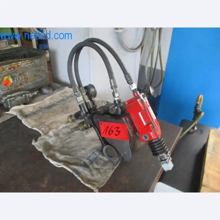 Maquinaria metalúrgica (construcción de máquinas y herramientas) y equipos de fábrica-3