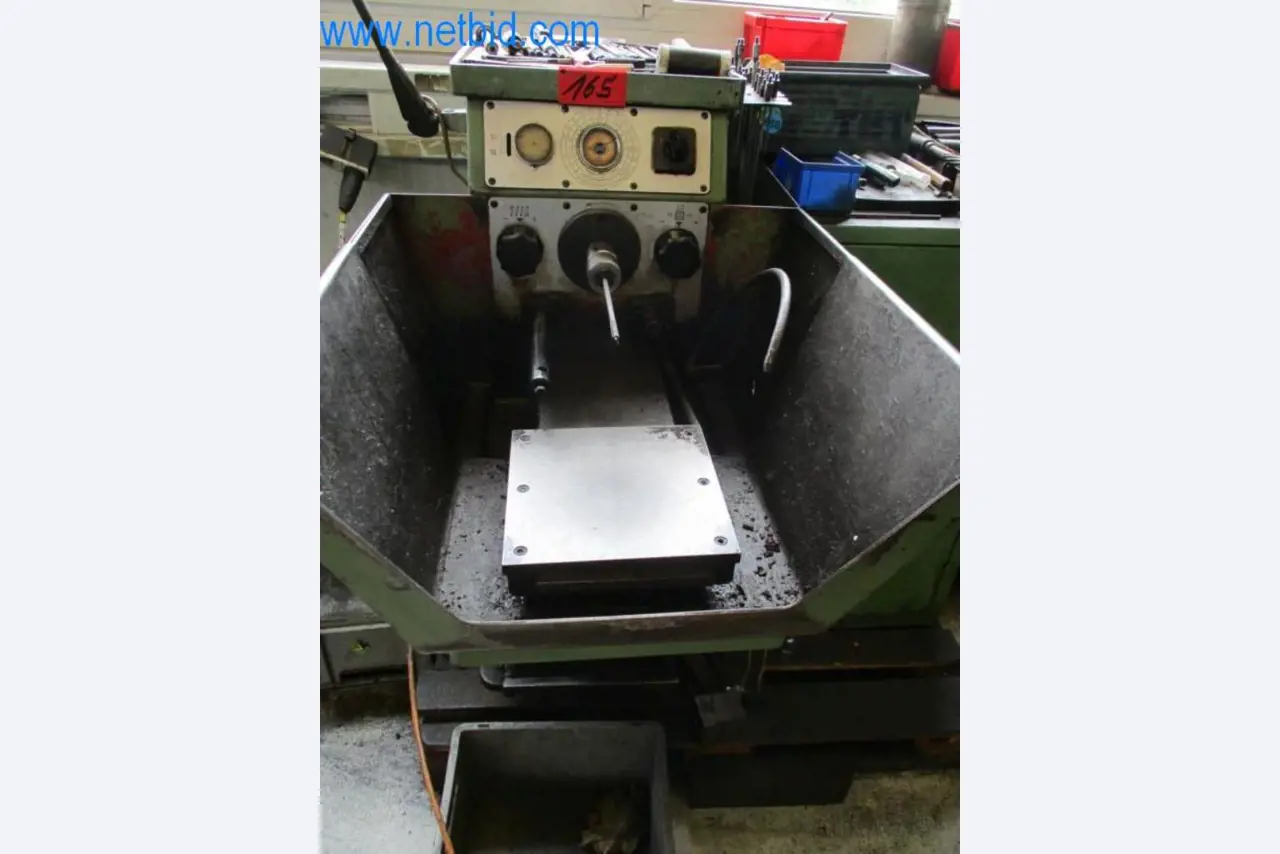 Maquinaria metalúrgica (construcción de máquinas y herramientas) y equipos de fábrica-1