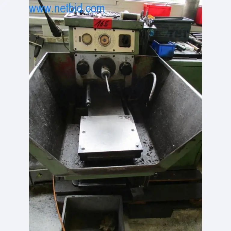 Maquinaria metalúrgica (construcción de máquinas y herramientas) y equipos de fábrica-1