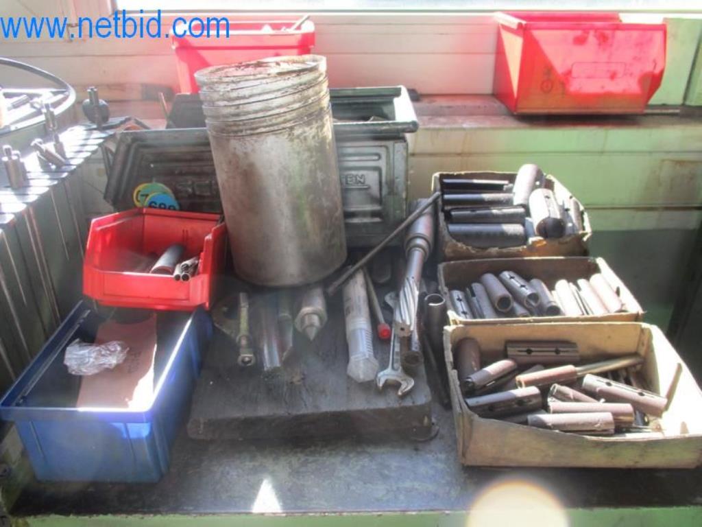 Maquinaria metalúrgica (construcción de máquinas y herramientas) y equipos de fábrica-5