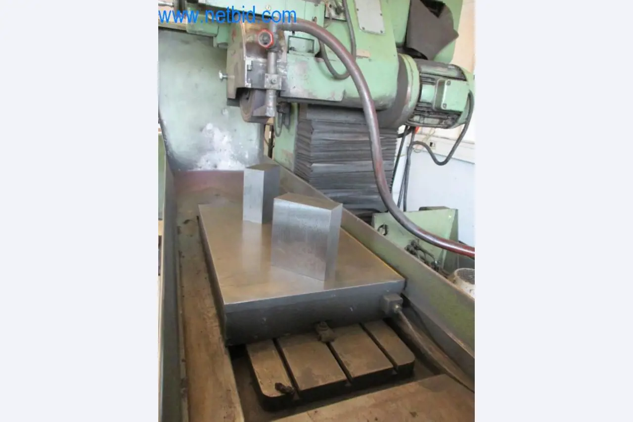 Máquinas para trabalhar metais (construção de máquinas e ferramentas) e equipamento de fábrica-4