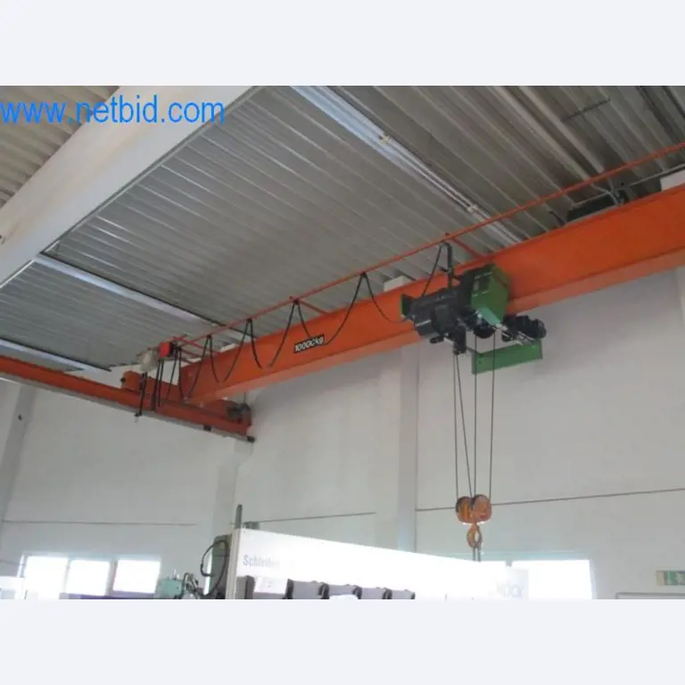 Máquinas para trabalhar metais (construção de máquinas e ferramentas) e equipamento de fábrica-4