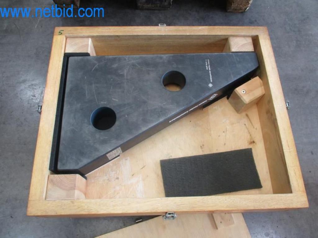 Maszyny do obróbki metalu (budowa maszyn i narzędzi) oraz wyposażenie fabryczne-2