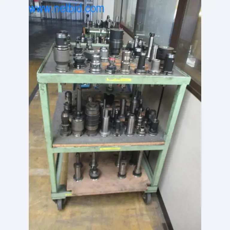 Máquinas para trabalhar metais (construção de máquinas e ferramentas) e equipamento de fábrica-3