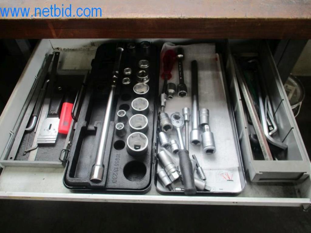 Maszyny do obróbki metalu (budowa maszyn i narzędzi) oraz wyposażenie fabryczne-6