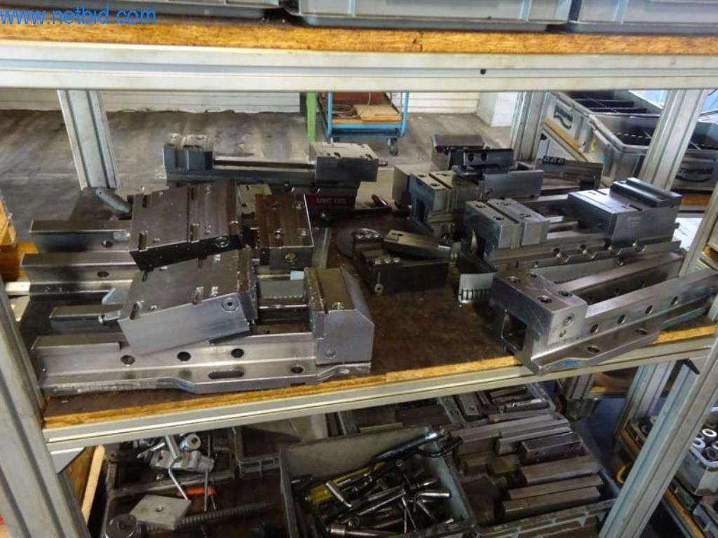 Maszyny do obróbki metalu (budowa maszyn i narzędzi) oraz wyposażenie fabryczne-1