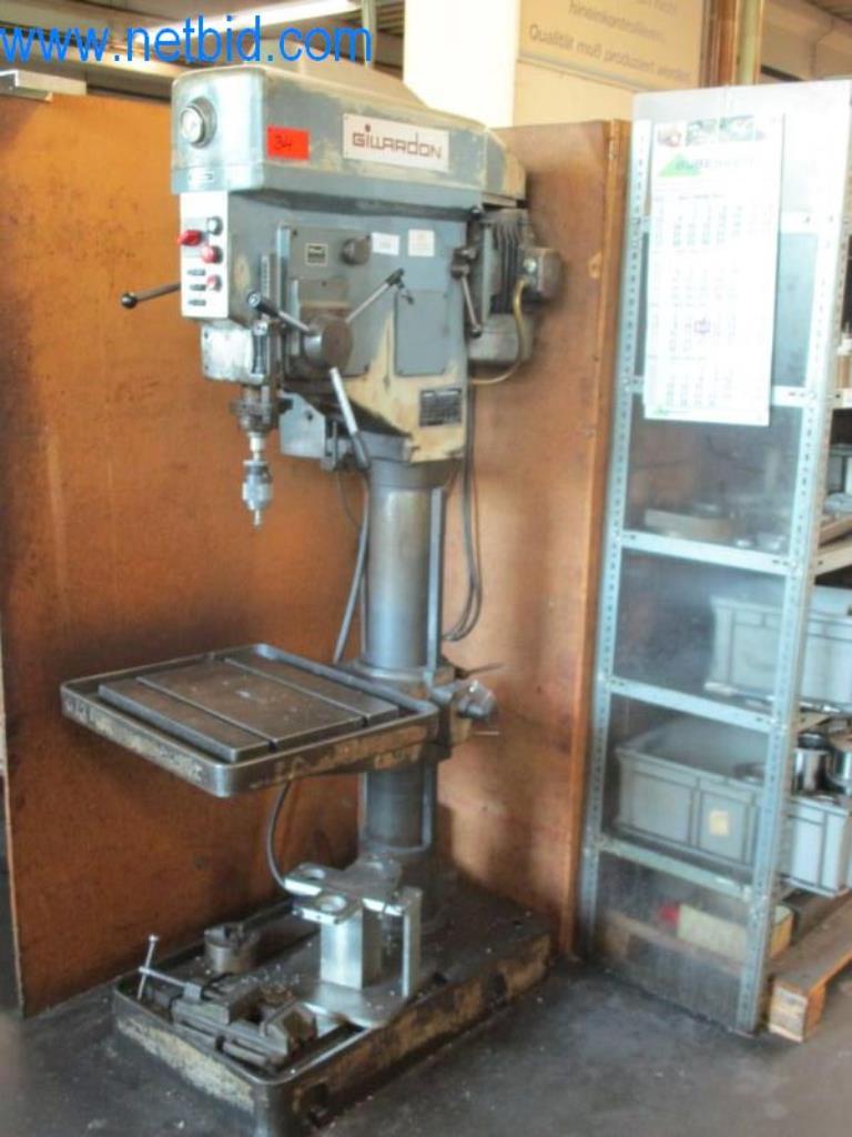 Kovozpracující stroje (výroba strojů a nástrojů) a tovární zařízení-1