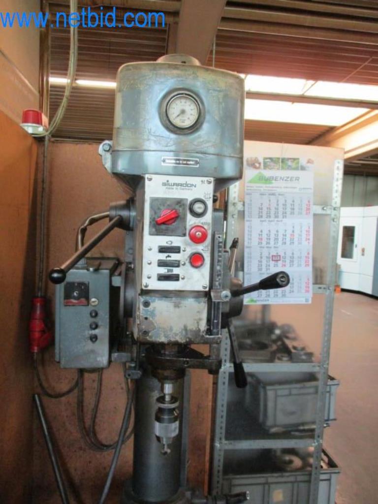 Kovozpracující stroje (výroba strojů a nástrojů) a tovární zařízení-2