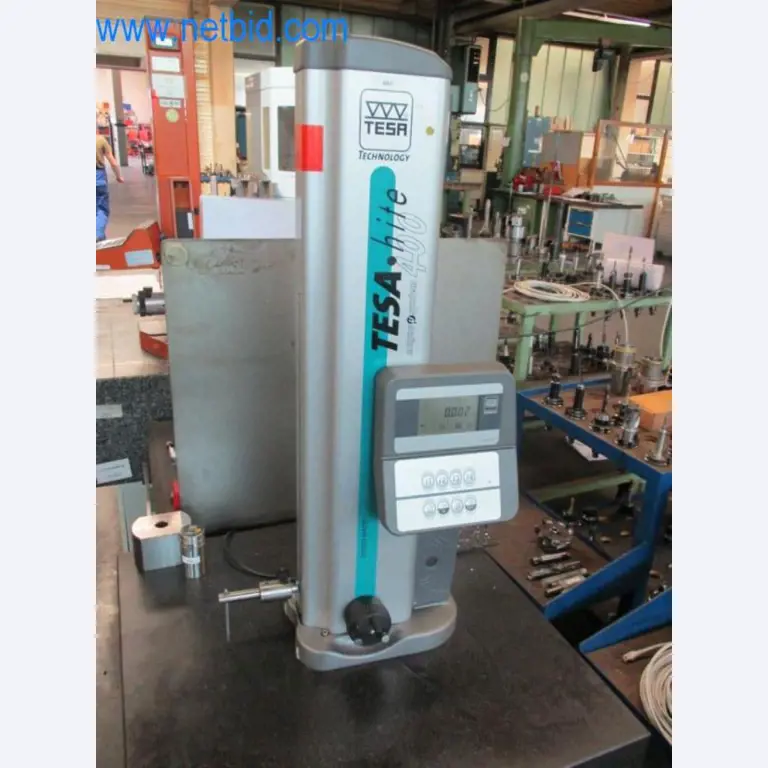 Máquinas para trabalhar metais (construção de máquinas e ferramentas) e equipamento de fábrica-1