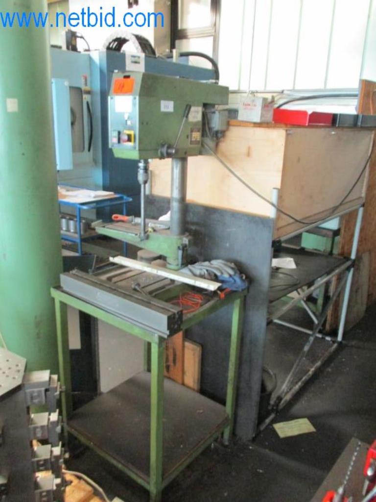 Maquinaria metalúrgica (construcción de máquinas y herramientas) y equipos de fábrica-1