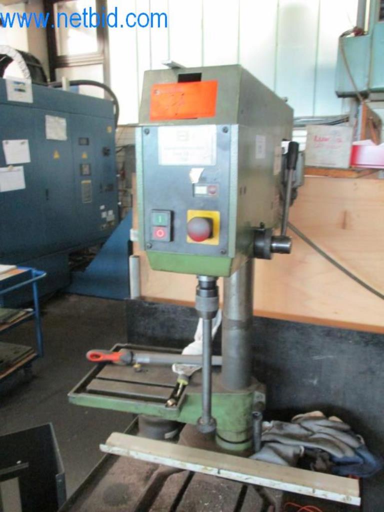 Maquinaria metalúrgica (construcción de máquinas y herramientas) y equipos de fábrica-3