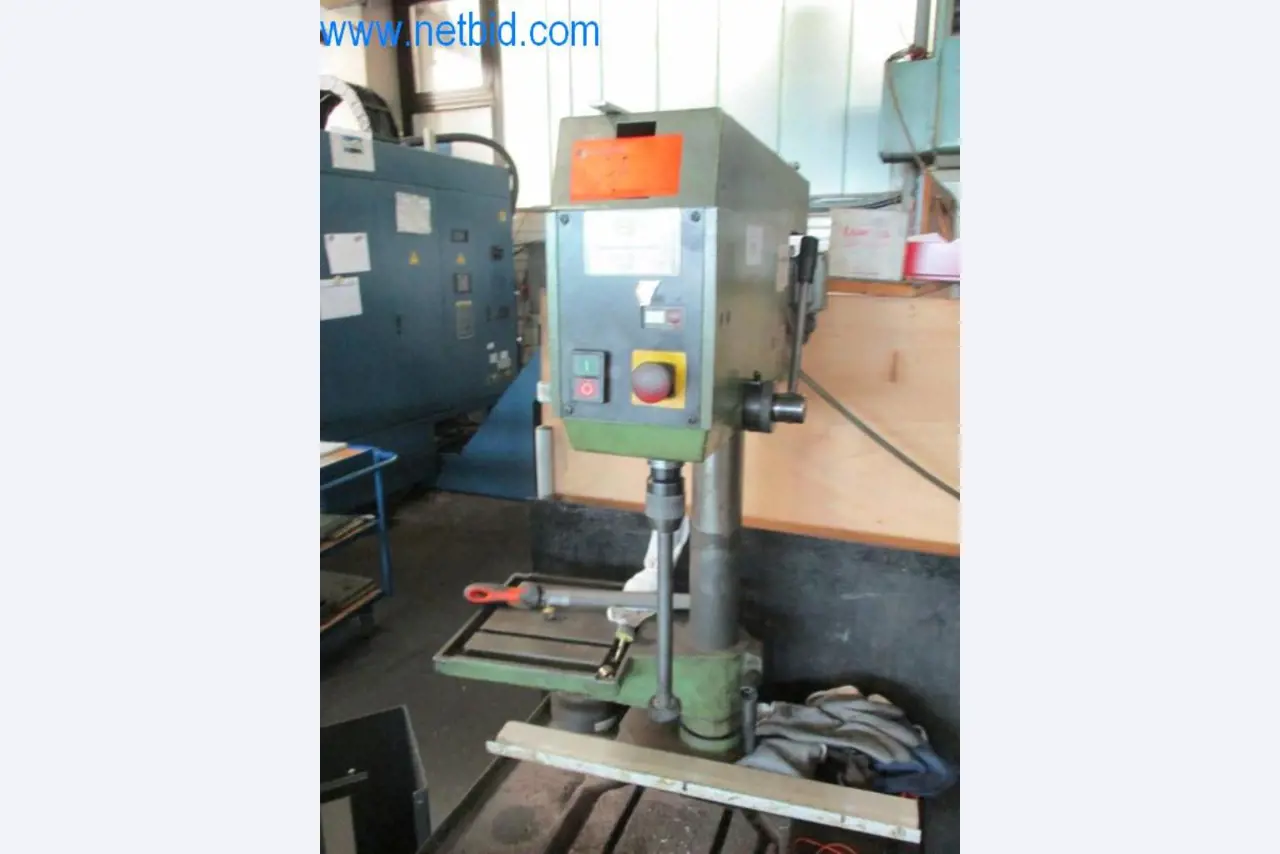 Metallbearbeitungsmaschinen (Maschinen- und Werkzeugbau) sowie Betriebsausstattung-3