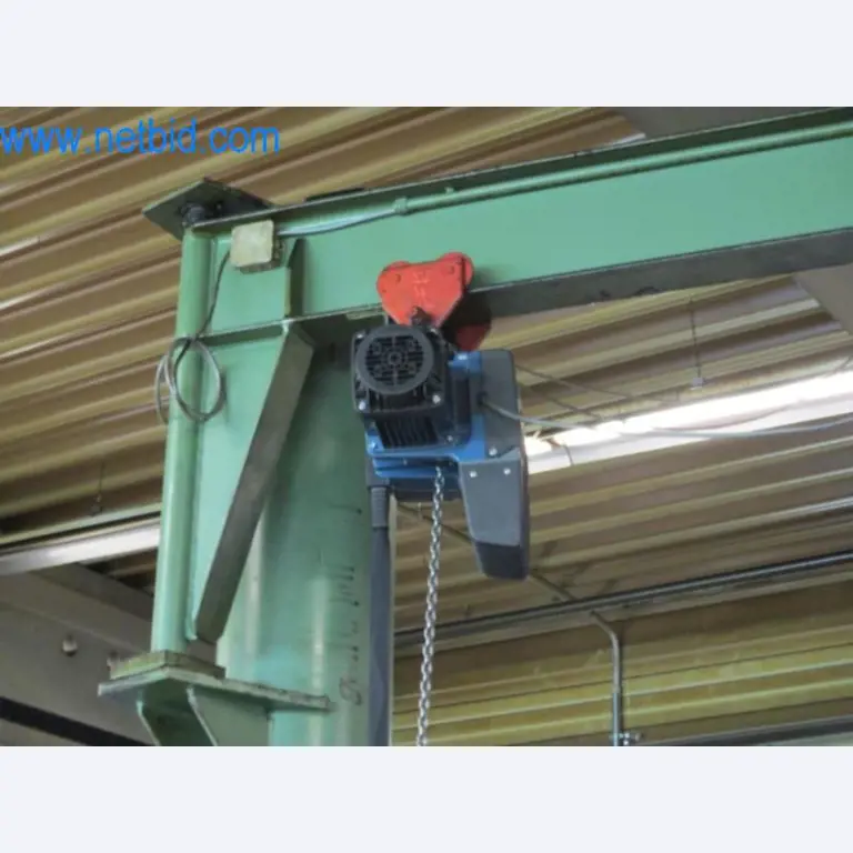 Máquinas para trabalhar metais (construção de máquinas e ferramentas) e equipamento de fábrica-3