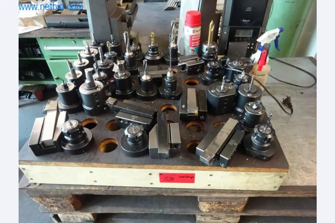 Metallbearbeitungsmaschinen (Maschinen- und Werkzeugbau) sowie Betriebsausstattung-13
