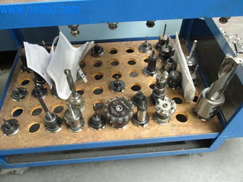 Kovozpracující stroje (výroba strojů a nástrojů) a tovární zařízení-2