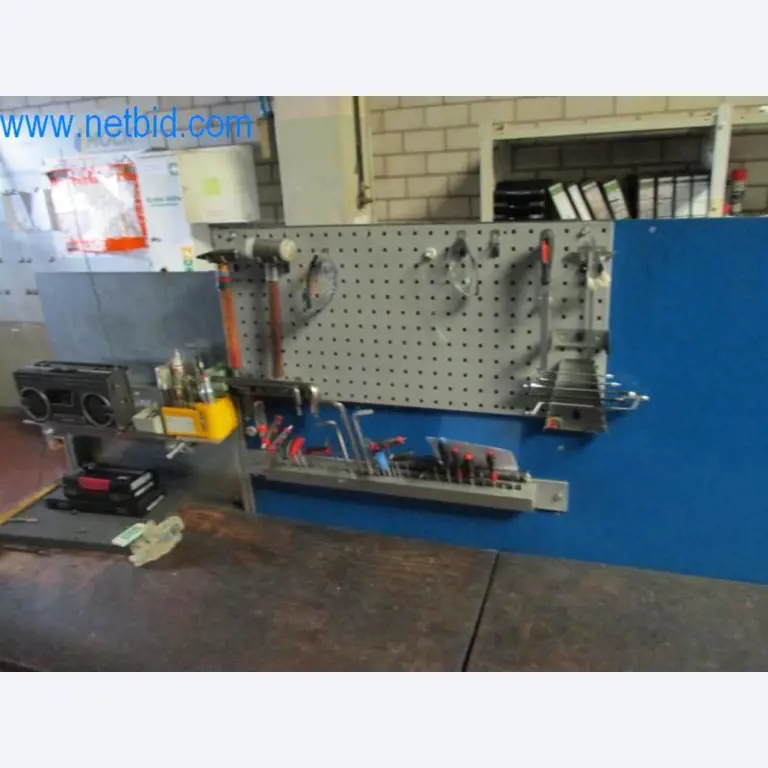 Metallbearbeitungsmaschinen (Maschinen- und Werkzeugbau) sowie Betriebsausstattung-3