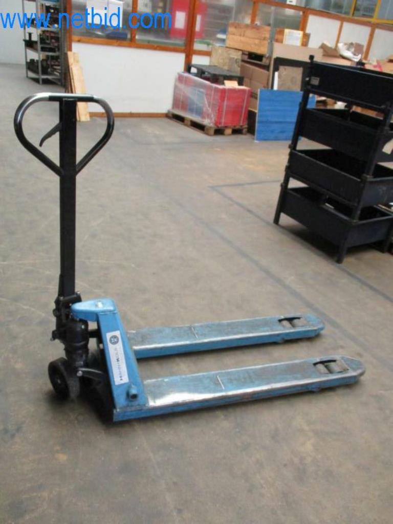 Kovozpracující stroje (výroba strojů a nástrojů) a tovární zařízení-2