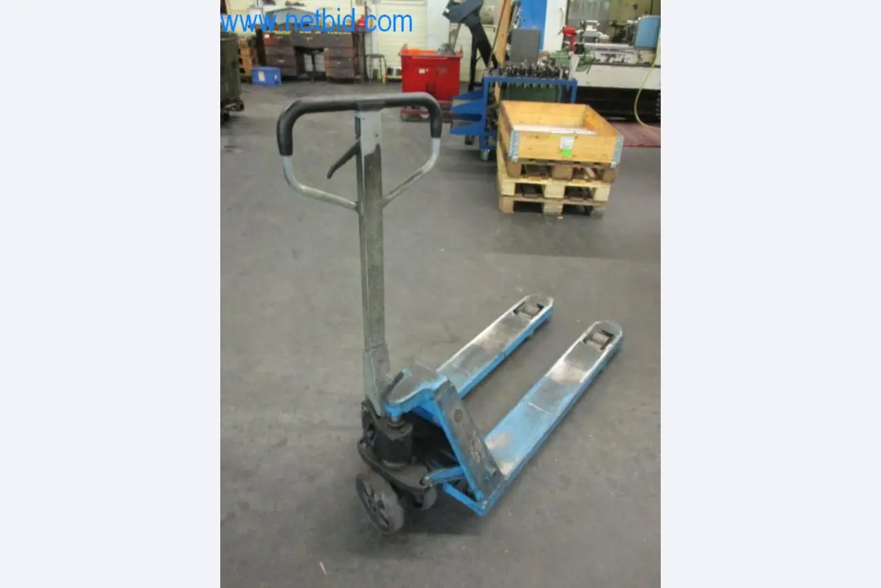 Maquinaria metalúrgica (construcción de máquinas y herramientas) y equipos de fábrica-1