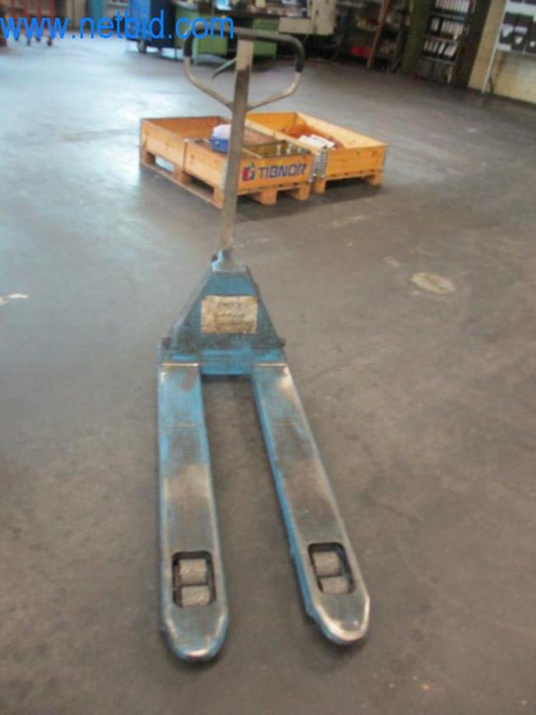 Kovozpracující stroje (výroba strojů a nástrojů) a tovární zařízení-2