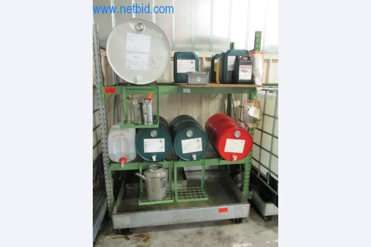Máquinas para trabalhar metais (construção de máquinas e ferramentas) e equipamento de fábrica-2